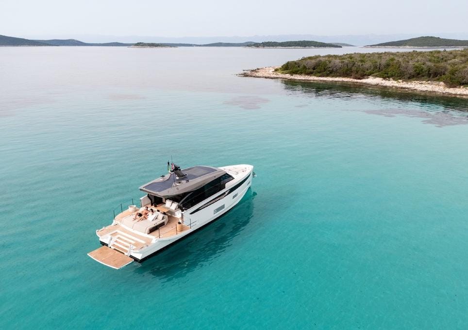 94382302024-azimut-seadeck-6-power-9438230-20240712091249968-1_XLARGE-1